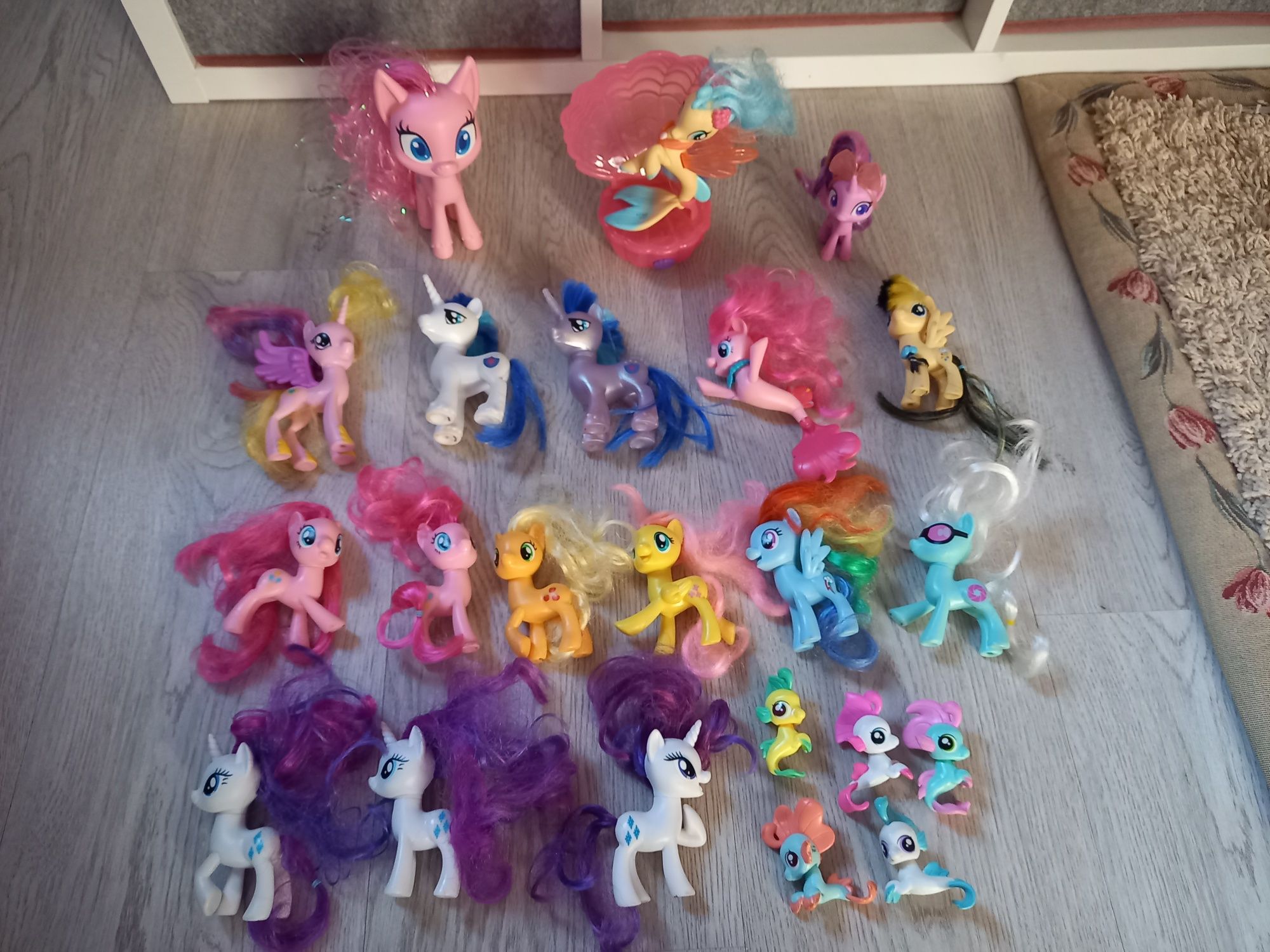 Vindem Colecția My Little Pony, ponei, păpuși, jucării Equestria Girls