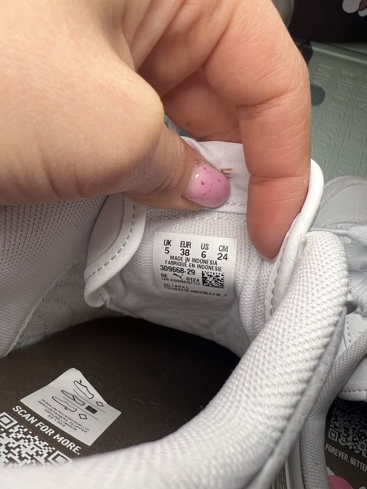 Чисто нови дамски обувки Puma