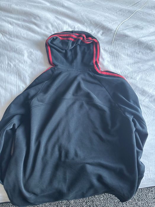 Adidas essentials БАРТИ се