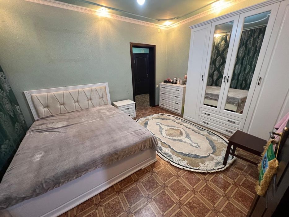 Продам спальный гарнитур