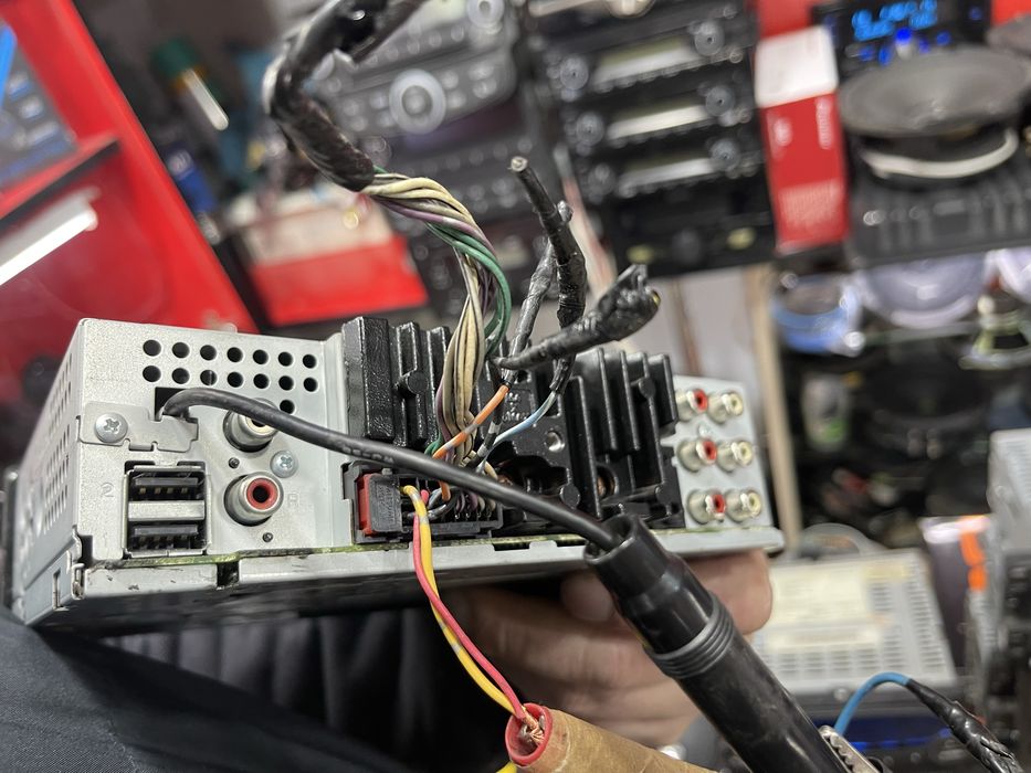 Pioneer DEH-80PRS bt usb aux disk bor ishlashi zor