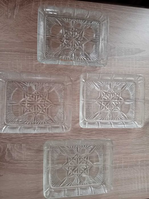 4бр. кристални чинийки от соца