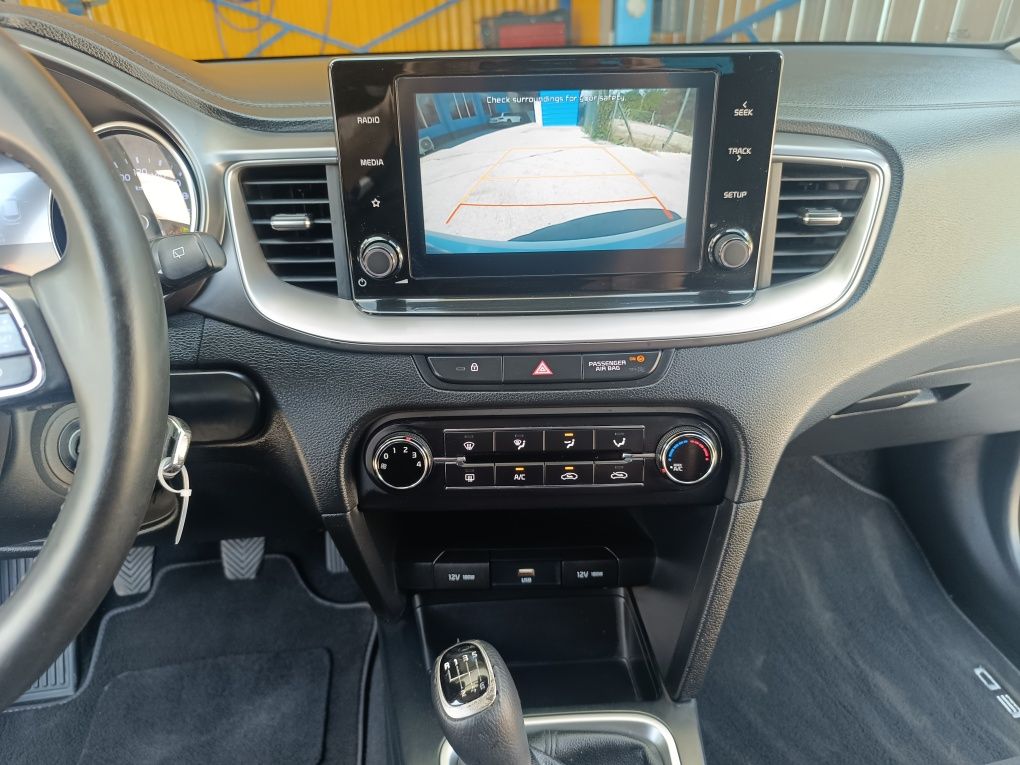 Kia Ceed 1.6 Crdi 2021 г
