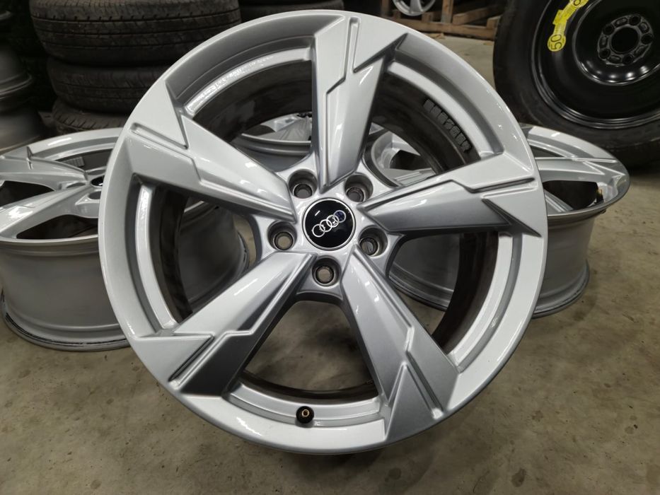 Jante Audi A6 C8 C7 C6 Q5 A4 R18 originale stare impecabila