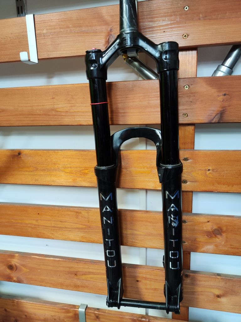 Rockshox Superdeluxe ultimate 230x60/62.5 с megneg; Manitou Mezzer pro