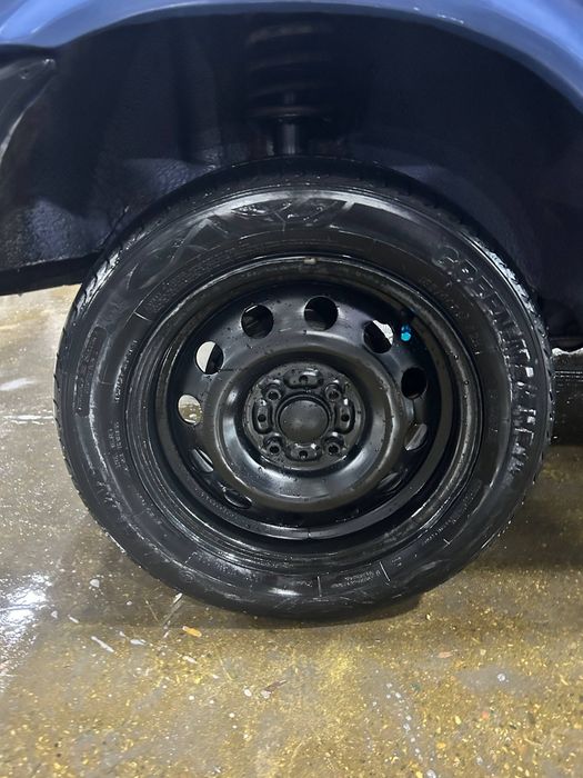Штамповки 14r 4/100  + резина
Резина пробег 6000км 
Цена 100$ торг уме