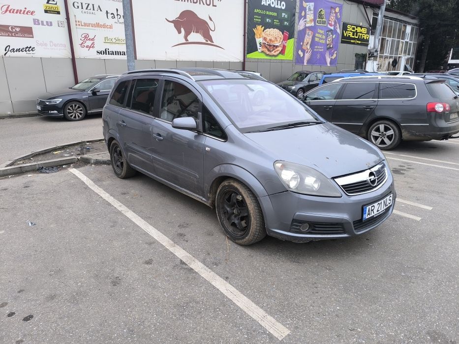 Vând /schimb Opel Zafira b