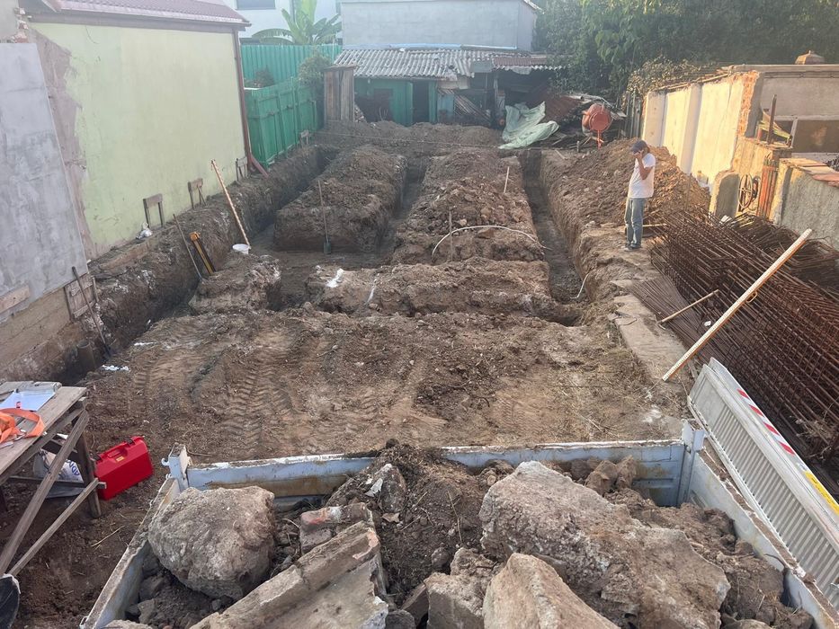Miniexcavator și basculanta - fundații, săpături, fose, branșamente