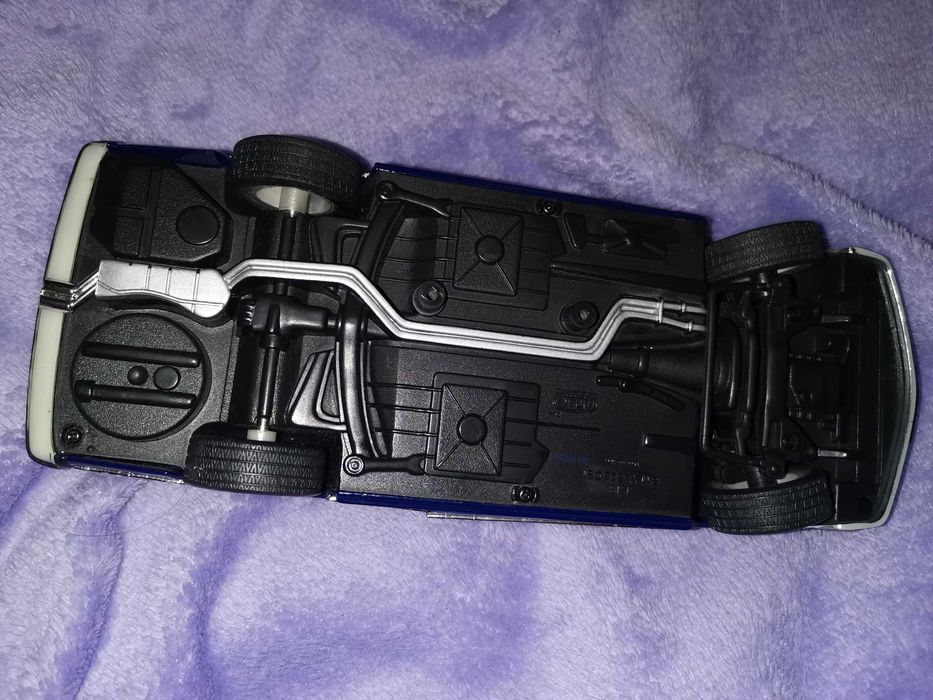 BMW E24, 635 CSI, 1:18, МИНИАТЮРА