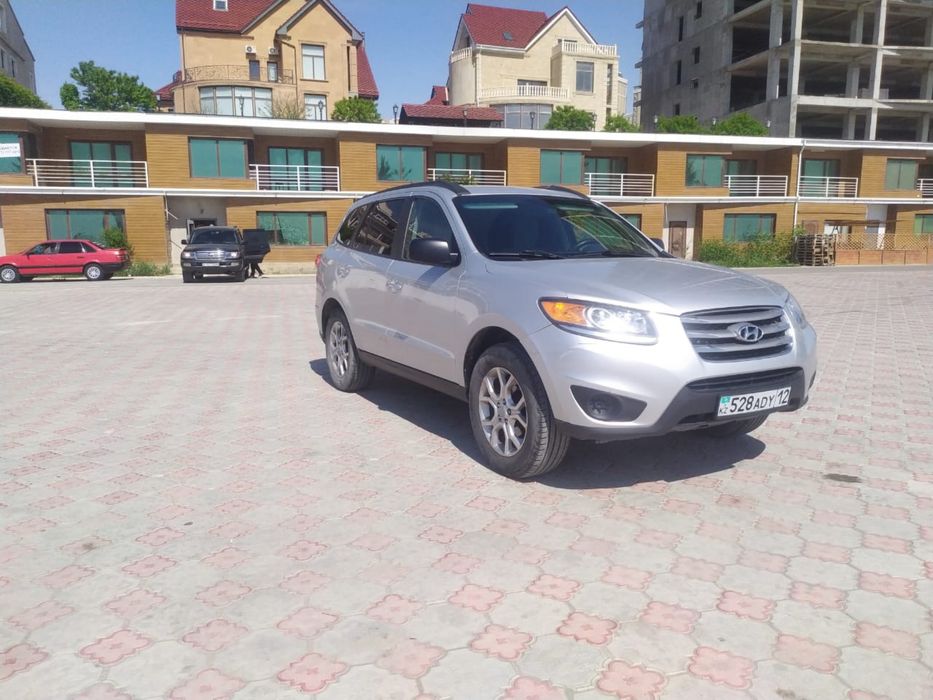 Продается Hyundai Santa Fe 2 поколения