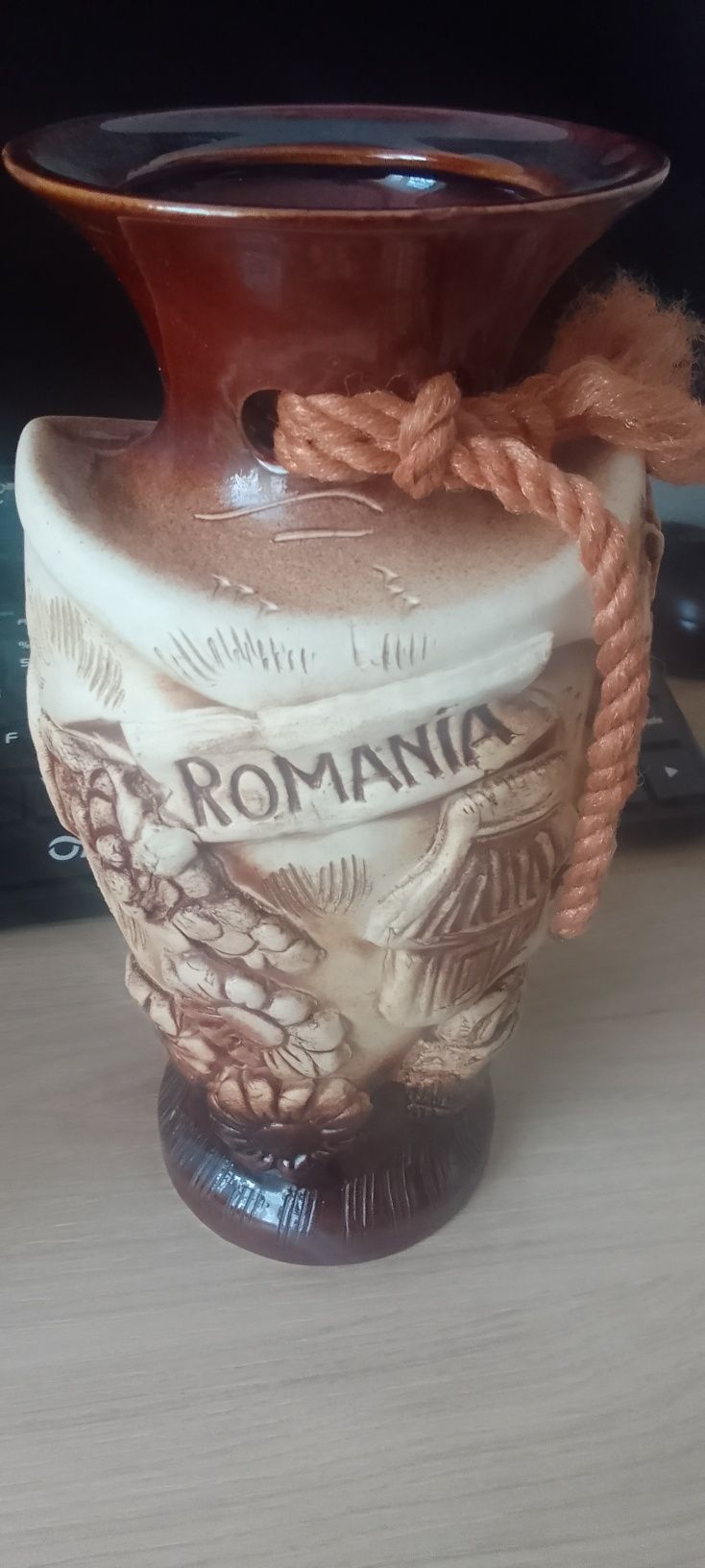 Vaza flori/ ceramica