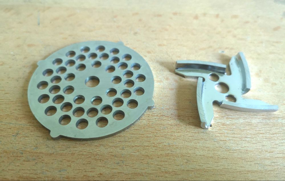 Cuțit și sită mașină de tocat manuală