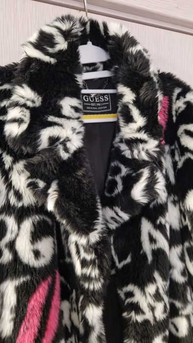 Оригинално палто Guess