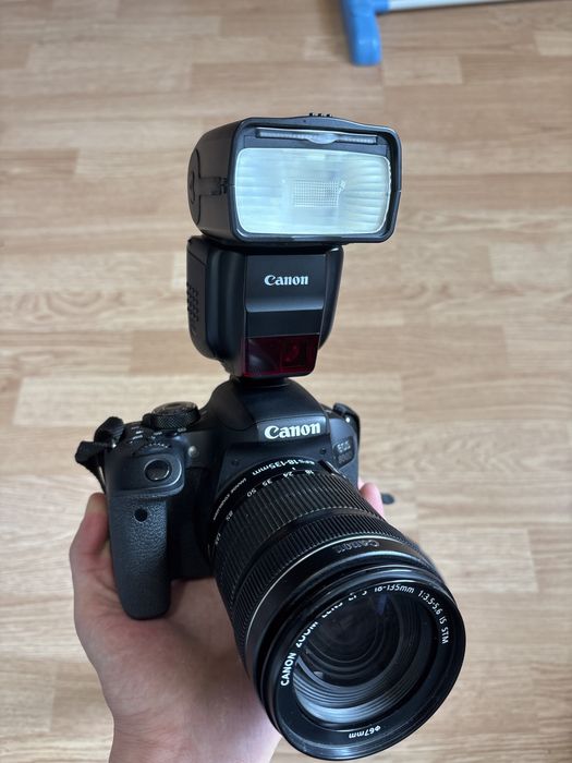 Фотоаппарат Canon EOS 800D