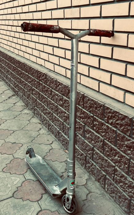 Трикавой самакат продам