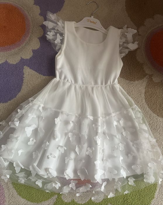 Рокля за момиче, размер за 4 години