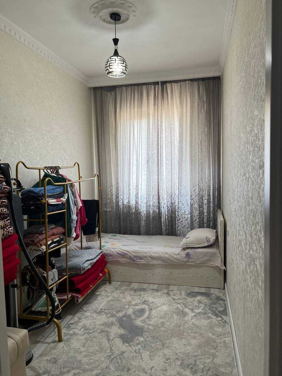 Срочно продается квартира в чиланзаре 72кв.м 3/9/9 Алгоритим 77000 $