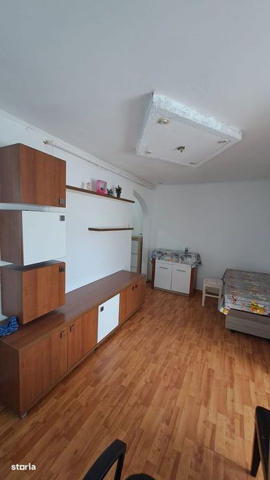 George Enescu apartament 2 camere etajul I
