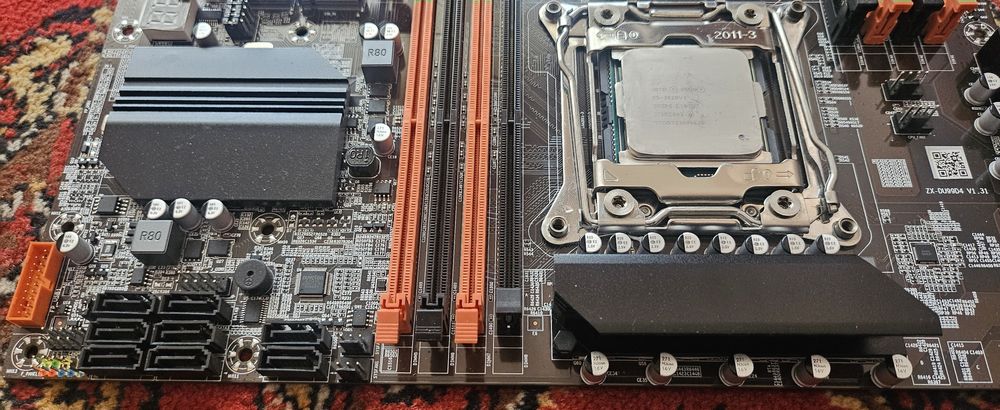 Продается комплект