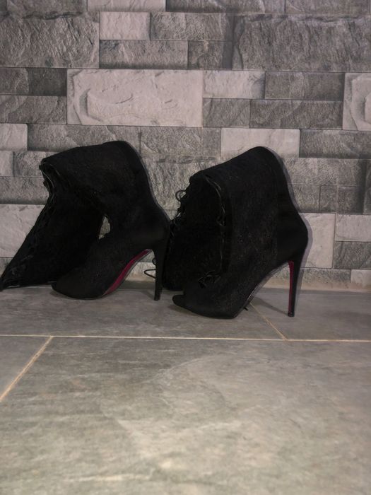 Vând cizme NOI,mărimea 3️⃣8️⃣