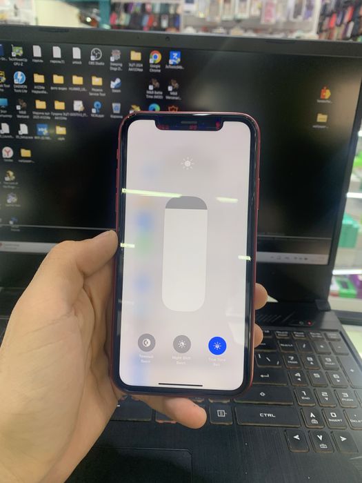 Iphone XR. Емкость 81.