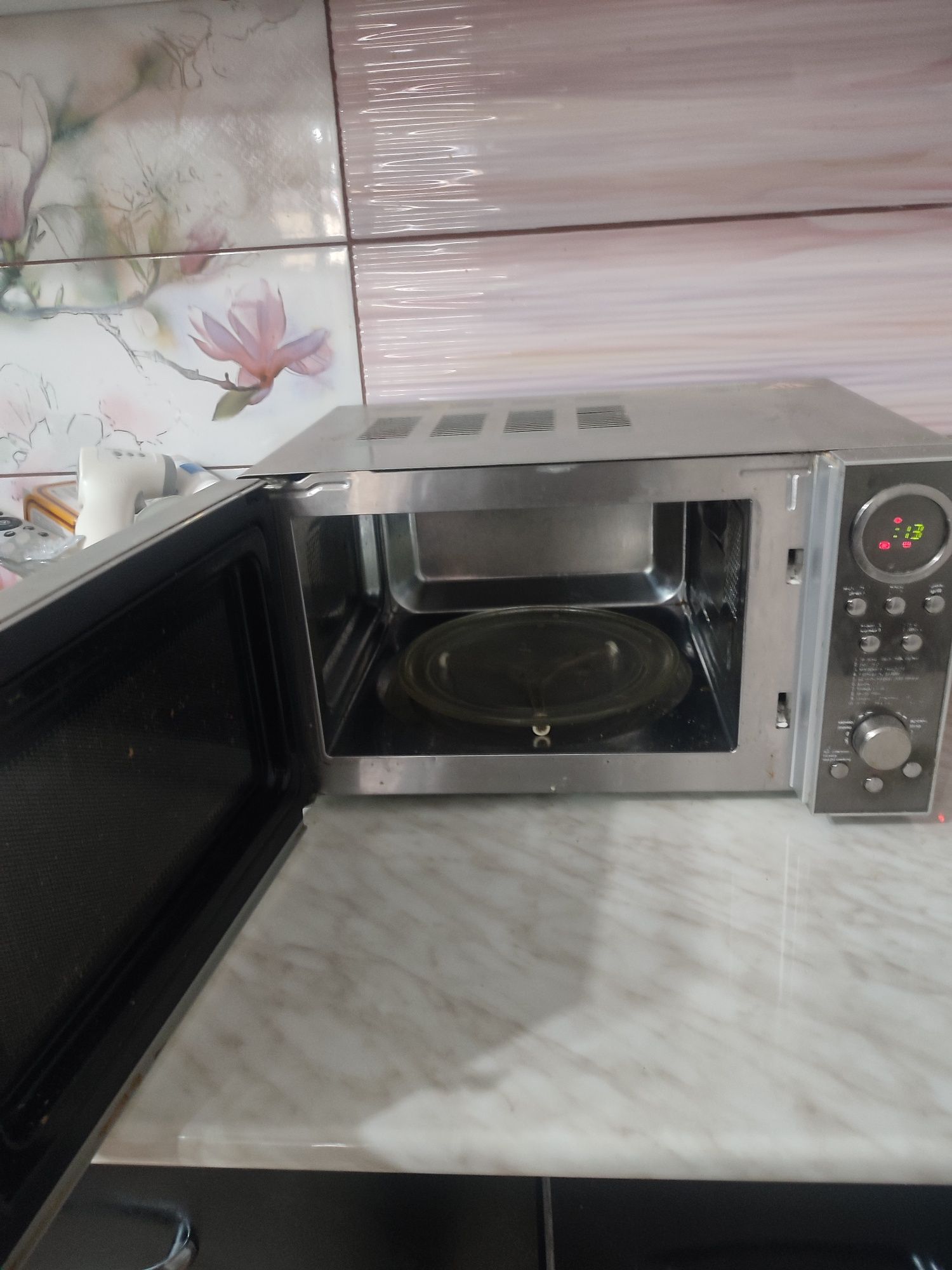 Микроволновая печь