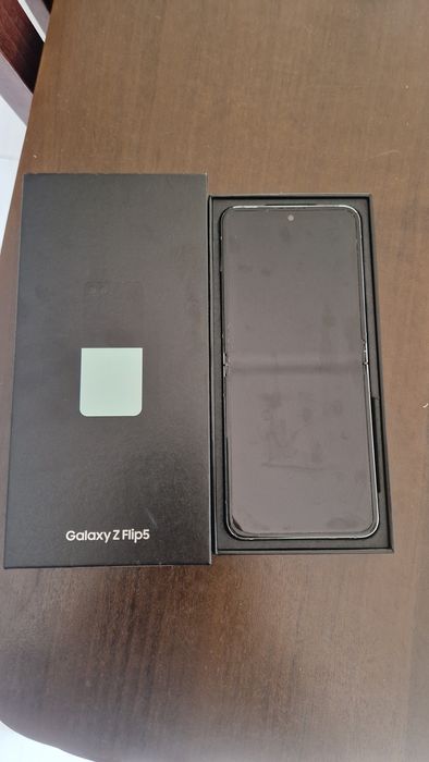 Samsung Z flip 5