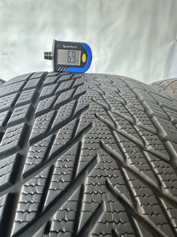 255/45/20 GoodYear dot23