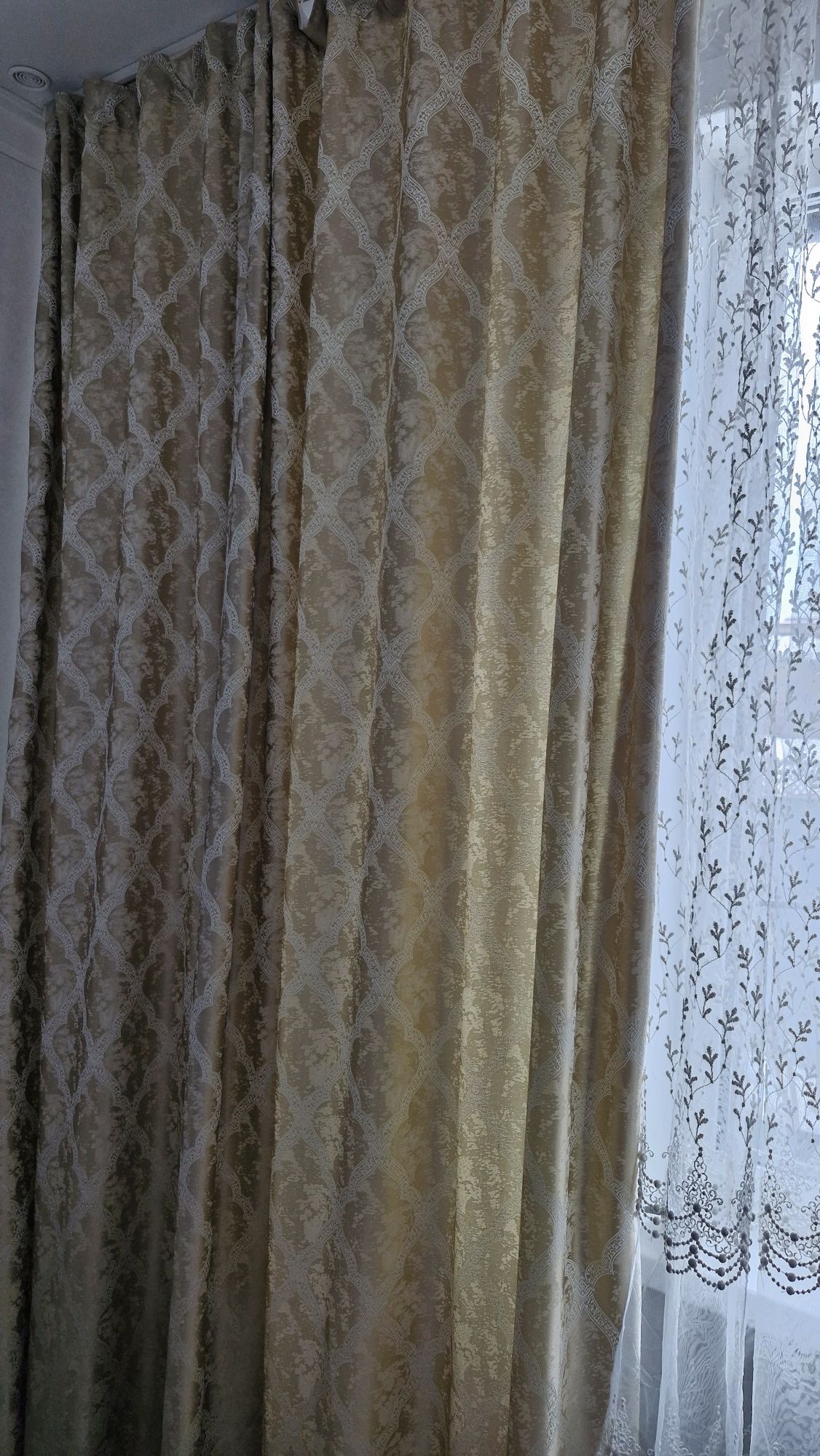 Продам шторы и тюль
