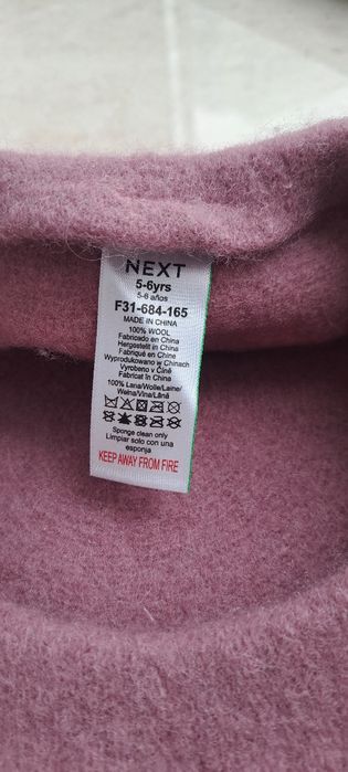 Next, bereta 100% lână, 5-6 ani, noua