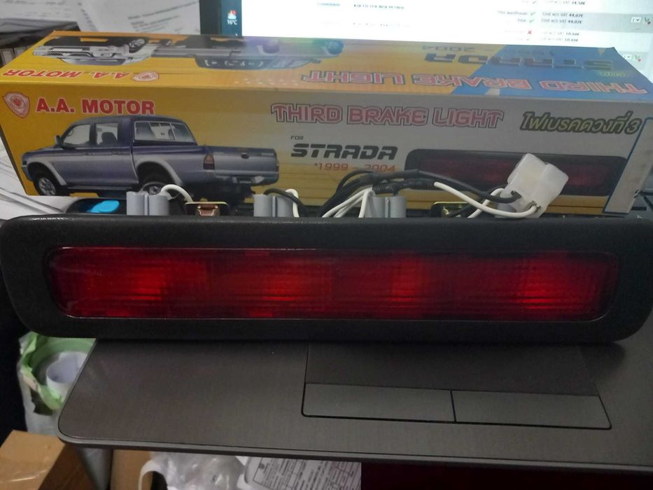 stop suplimentar oblon mitsubishi l200 l 200 lampa stop de pe lada