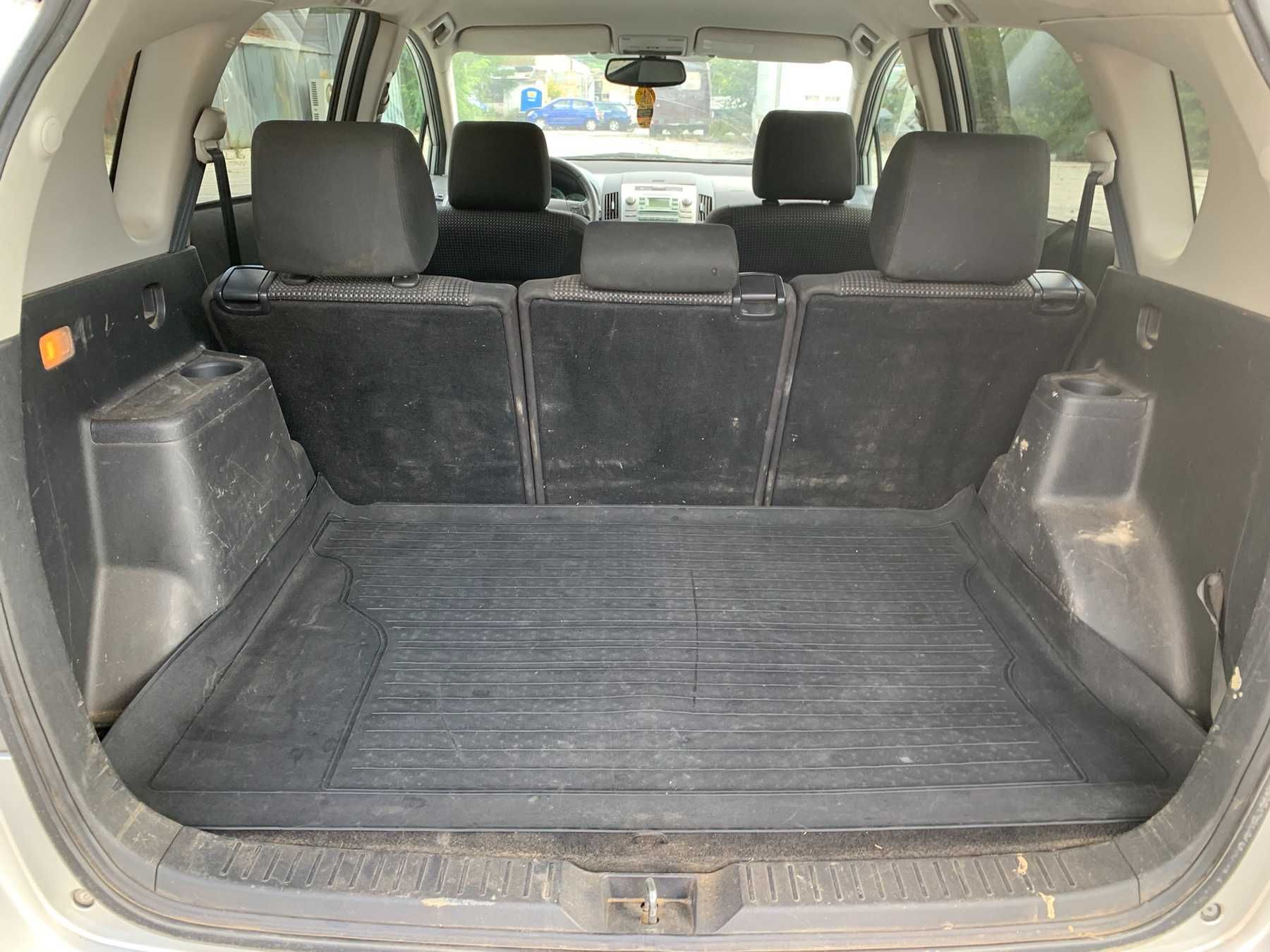 На части Toyota Corolla Verso 2.2 D-CAT 177кс 2007г Тойота Корола