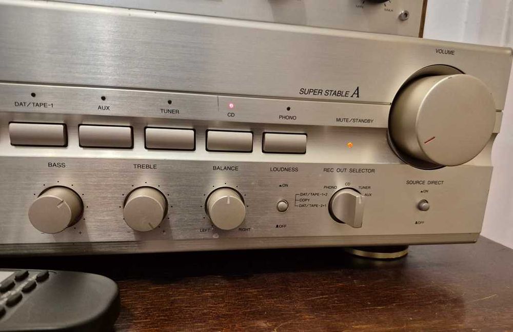 Vand Denon PMA-715R, de colectie, culoare rara champagne, vintage !