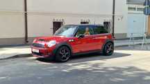 Mini Cooper S cu personalitate – 211CP, automată, gata de drum!