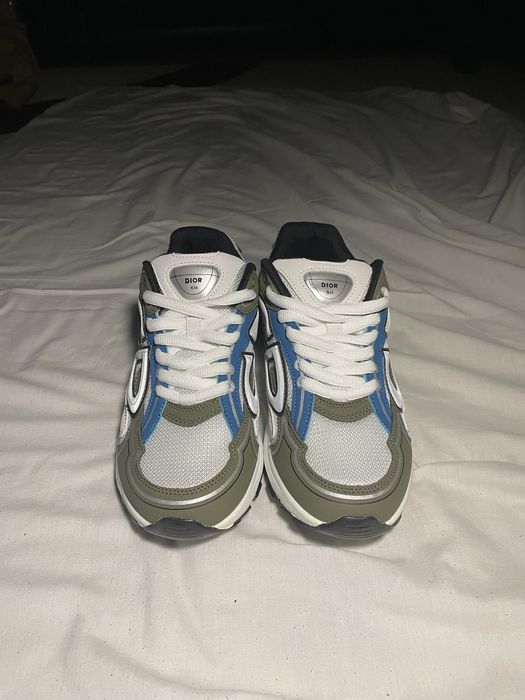 Dior B30 Beige Olive