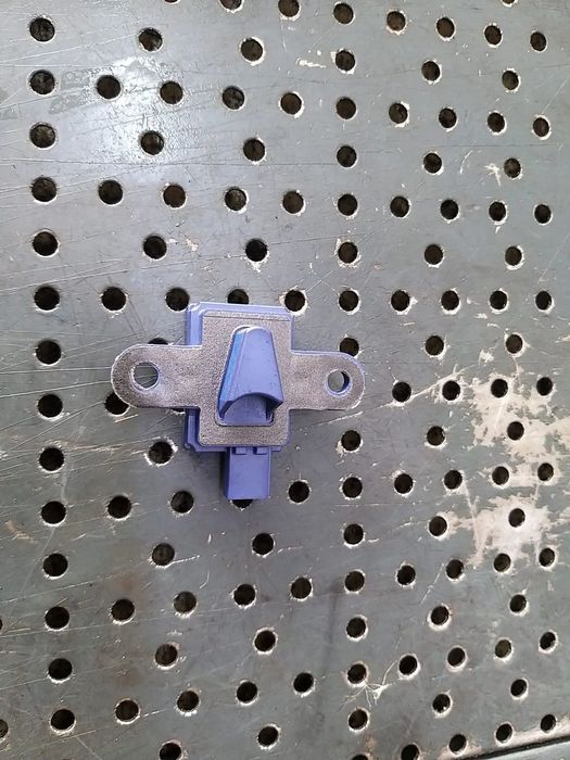 Senzor impact jeep compass 2 53328368 68245077aa