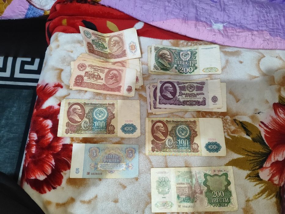 Продам рубли купюры