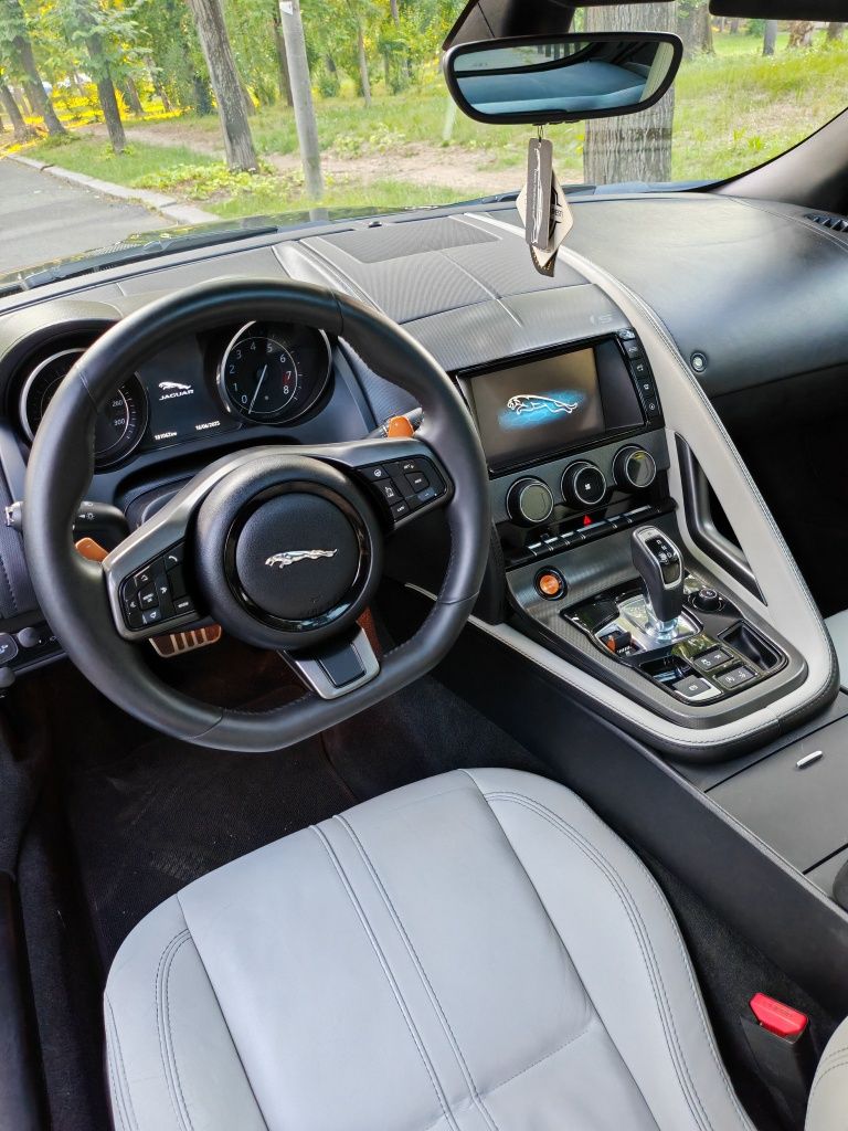 Jaguar F-Type S 2016
