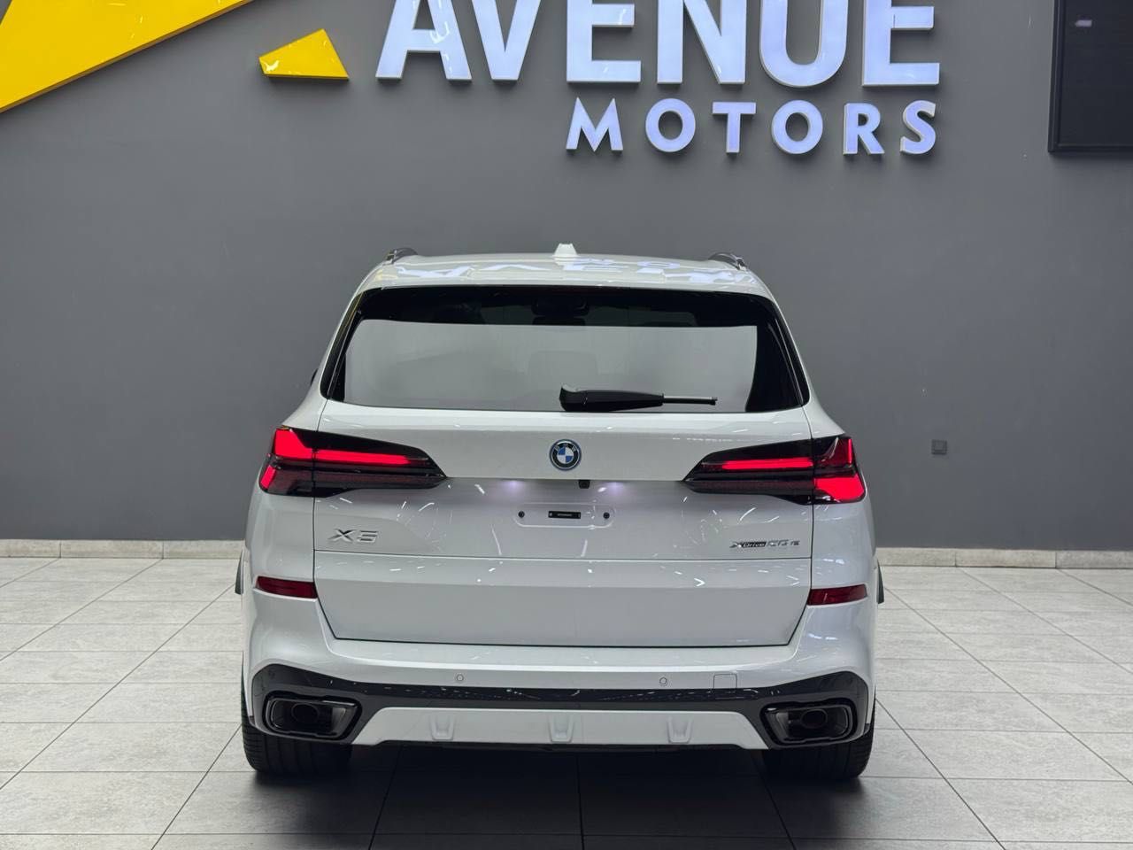 Продается новый Bmw X5 50e Plug in Hybrid