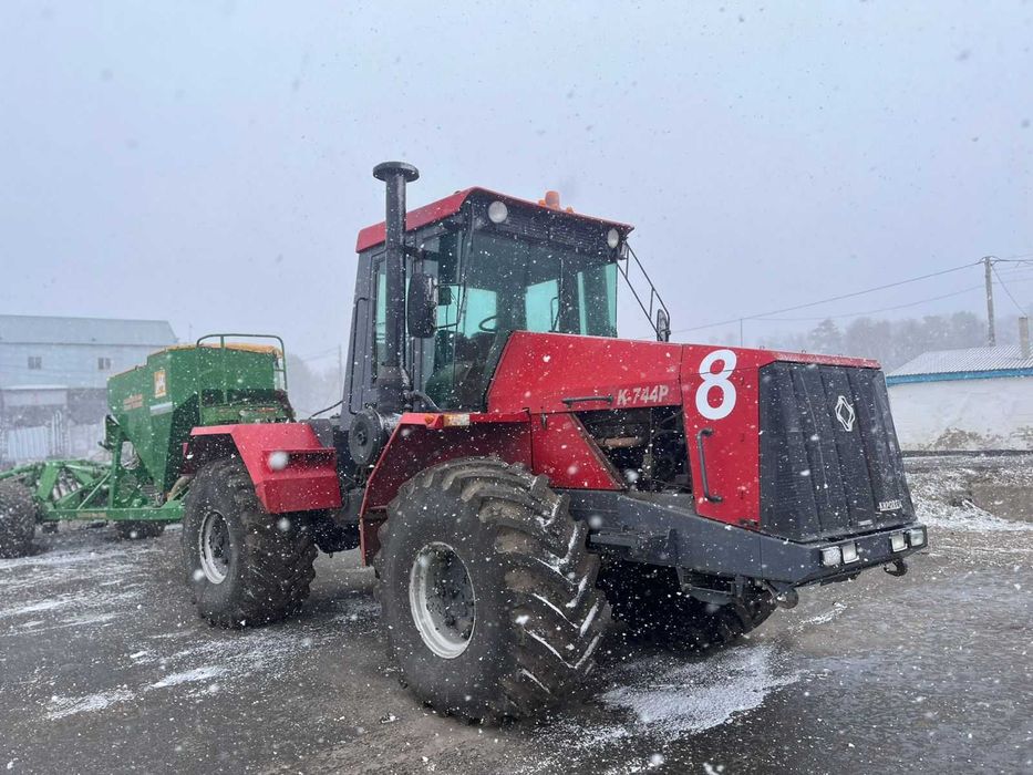 Распродажа б/у сельхозтехники в хорошем состоянии трактора, комбайны