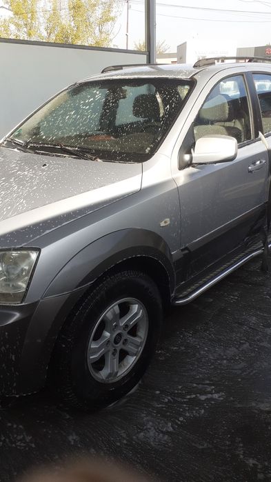 Kia Sorento pentru desmembrat s.au reparat