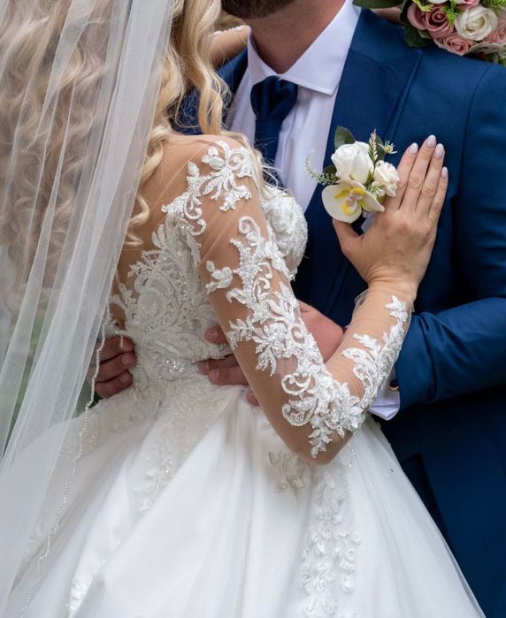 Vând rochița de mireasa