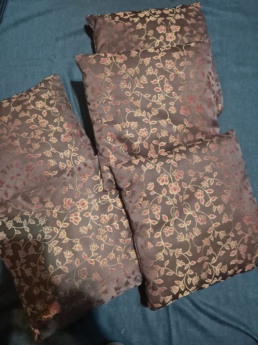 Декоративные подушки новые