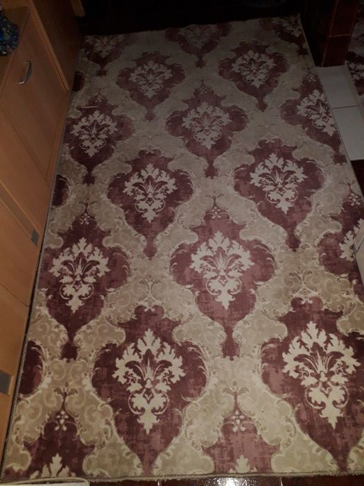 Set 2 covoare: 2x3 si 1.2x2.1