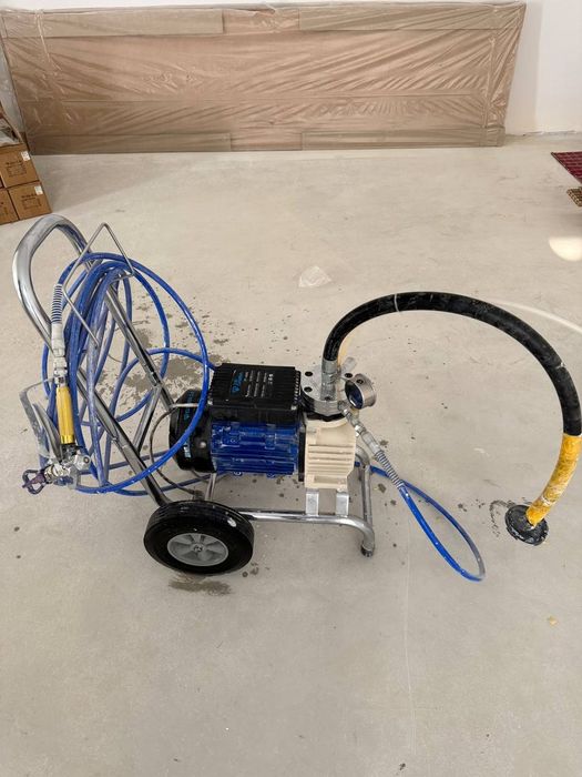 Краска аппарат сотилади.