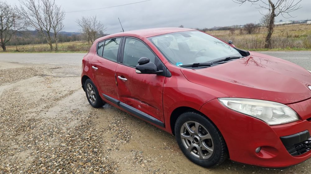 Renault Megane - avariat
