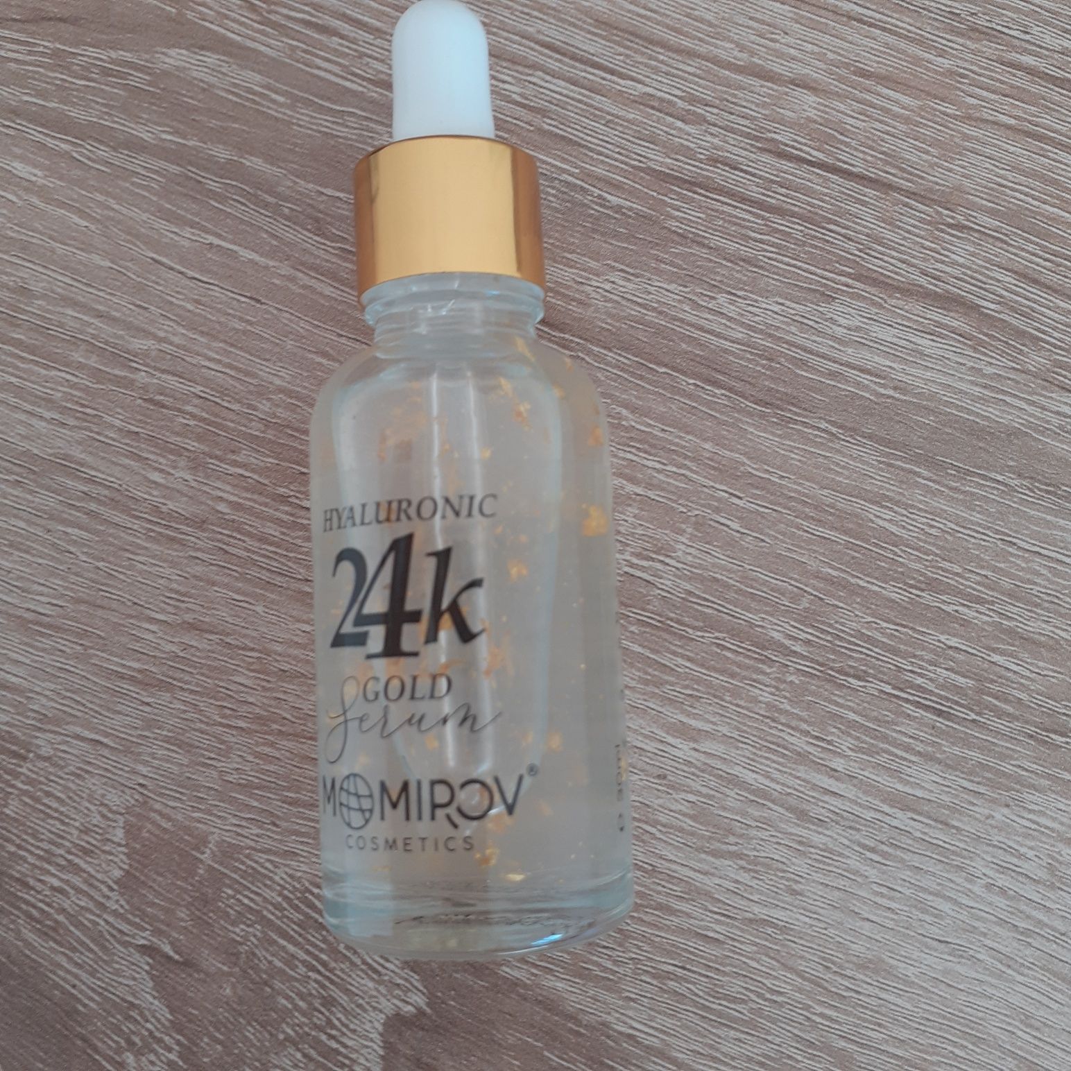 Ser facial cu aur 24K și Acid hialuronic