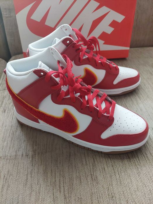 Кецове Nike Dunk High Retro University