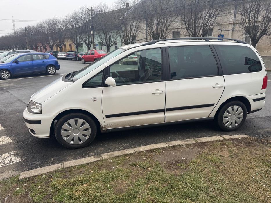 Seat alhambra 2009