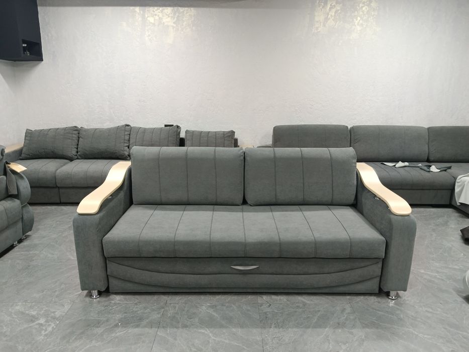 Акция!!!Продам шикарный 3хмесный диван